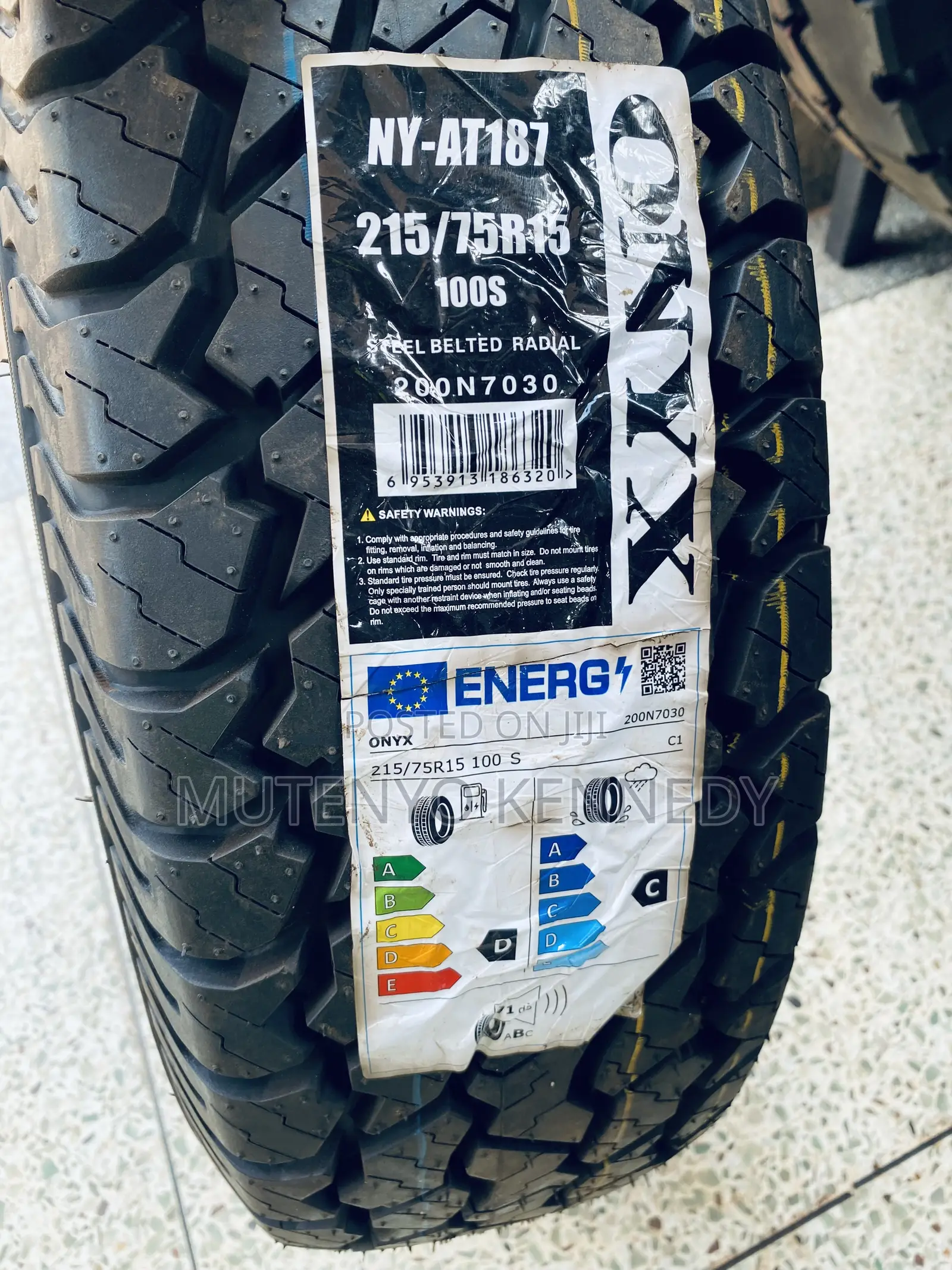 Onyx Tyre 215/75r15