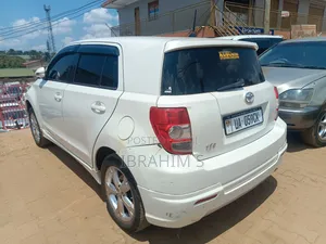 Toyota IST 2011 White