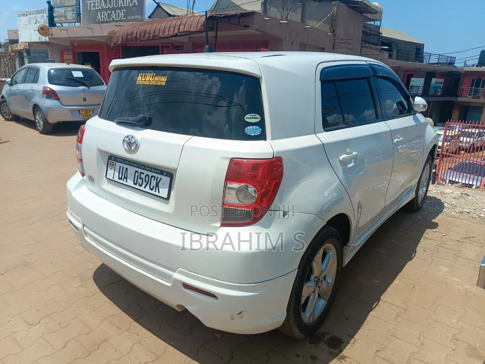 Toyota IST 2011 White