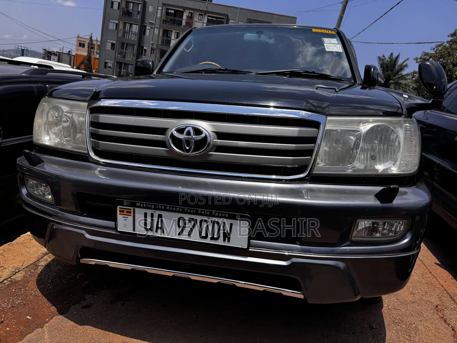 Toyota Land Cruiser 2004 Black