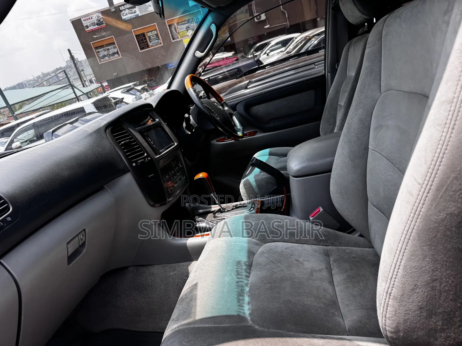 Toyota Land Cruiser 2004 Black