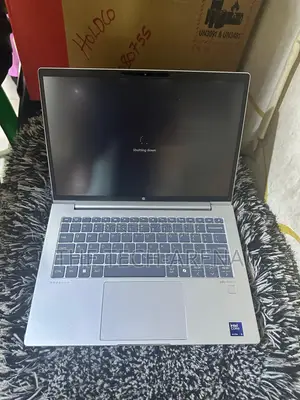 New Laptop HP ProBook 440 8GB Intel Core i5 SSD 512GB
