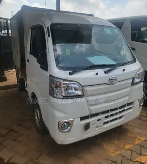 Daihatsu Hijet 2017 White