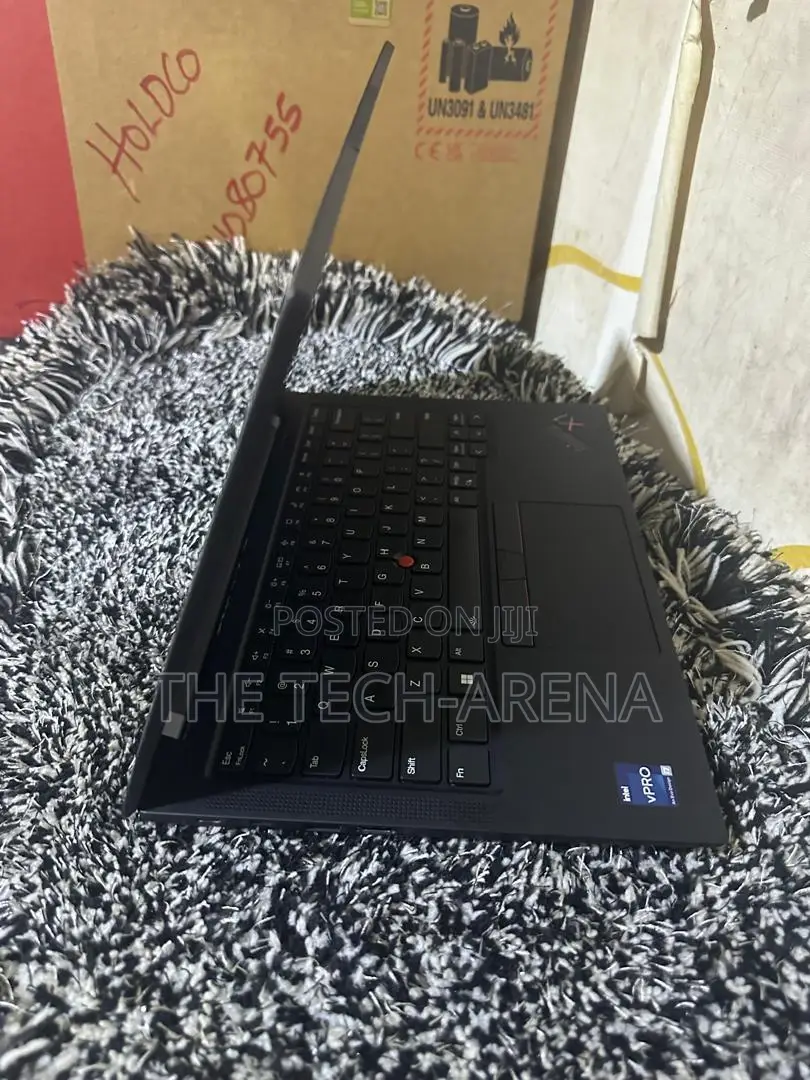 New Laptop Lenovo ThinkPad X1 Carbon 32GB Intel Core i7 SSD 1T