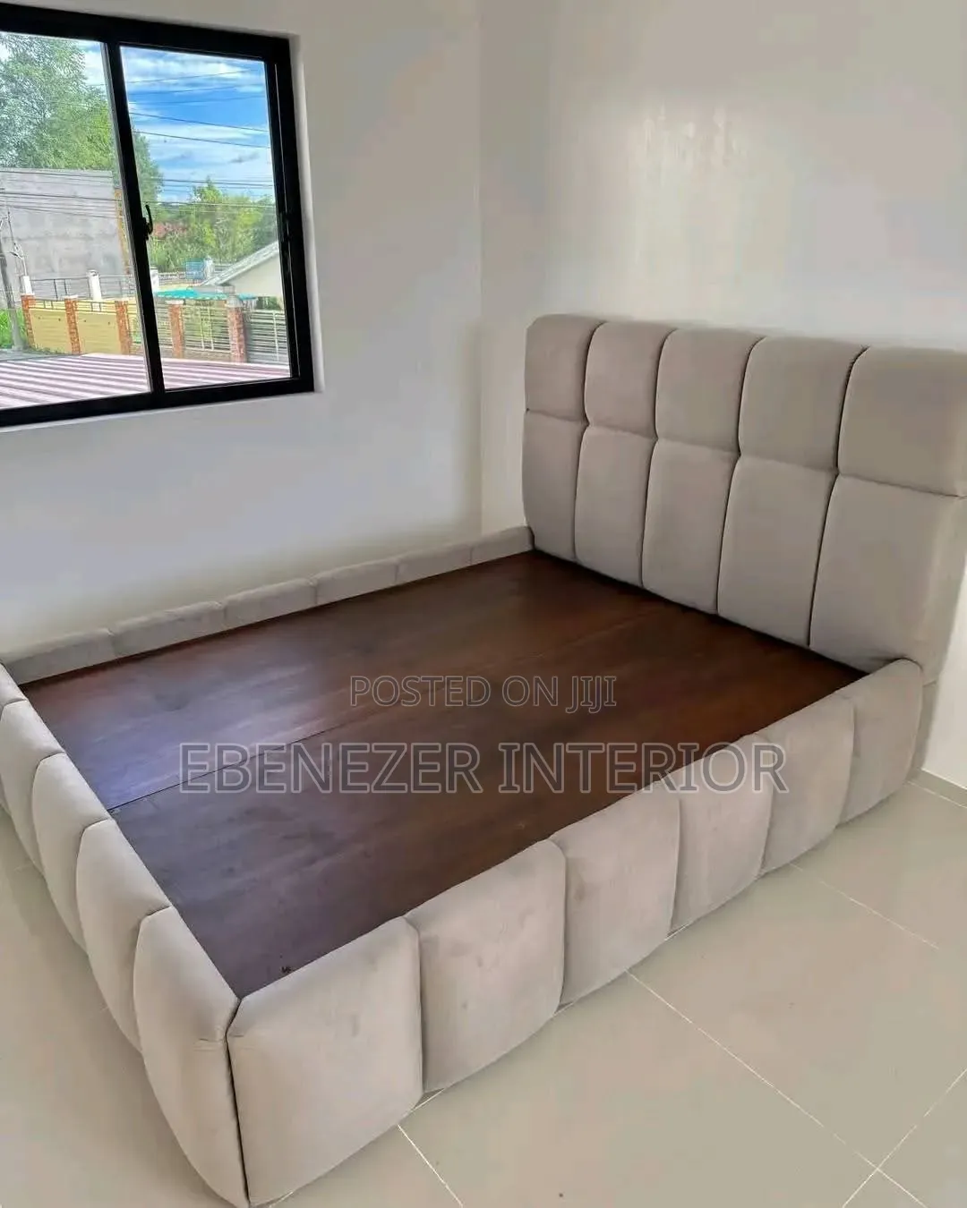 Azura Ebenezar Tufted Beds