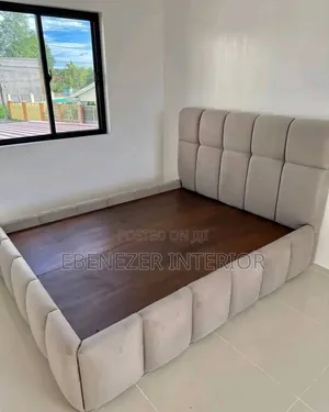 Azura Ebenezar Tufted Beds
