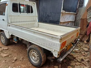 Suzuki Super Carry 2002 White