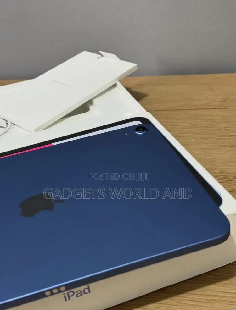 New Apple iPad Air 11 (2026) 128 GB Blue