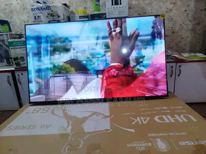 Hisense QLED 55 Inches Frameless Digital Smart TV