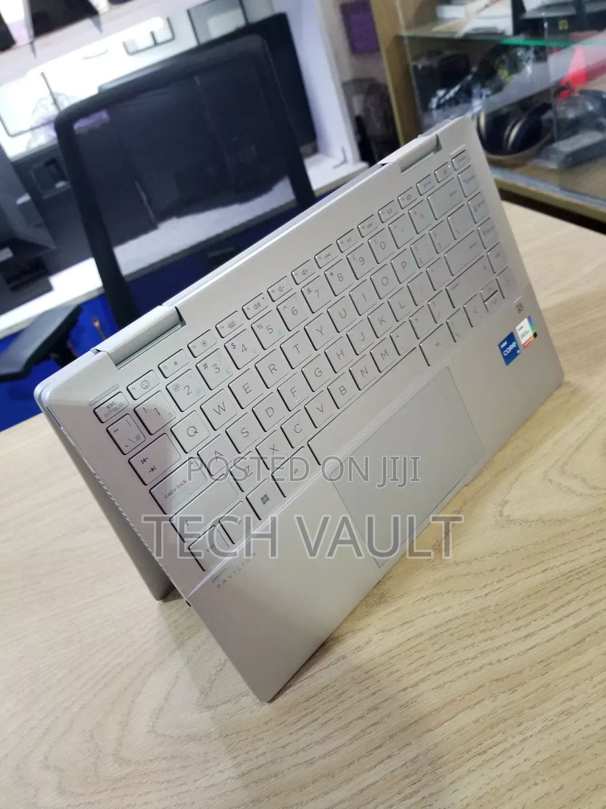 New Laptop HP Pavilion 14 x360 2-in-1 16GB Intel Core i5 SSD 512GB
