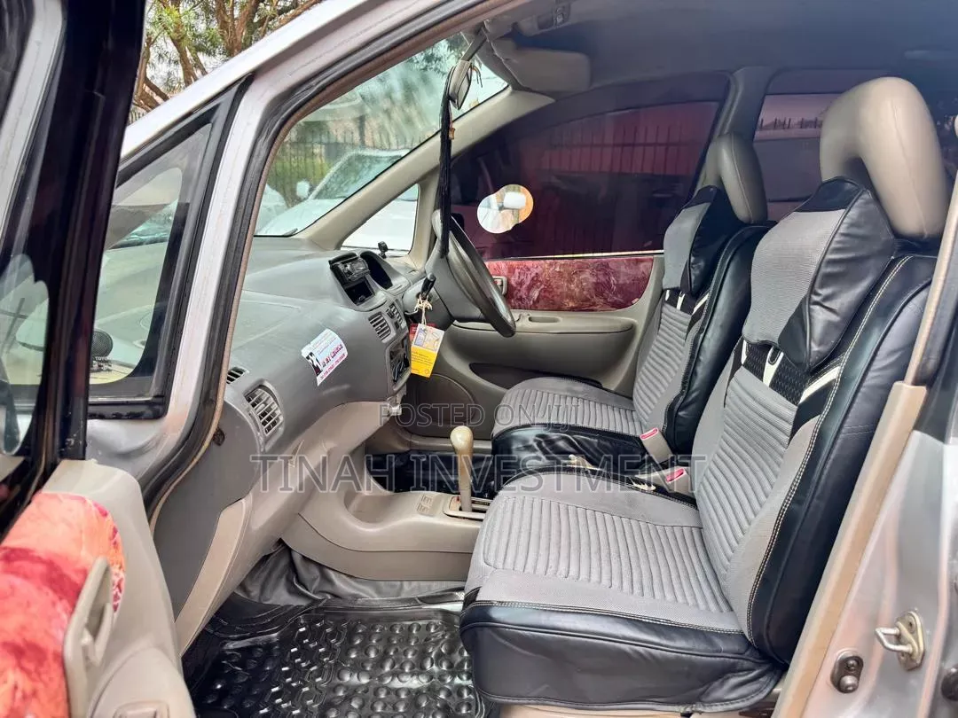 Toyota Corolla Spacio 2005 Silver