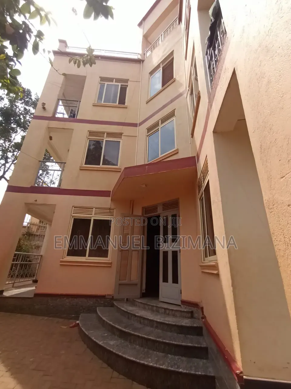 Furnished 2bdrm Block of Flats in Kira, Central Division for sale