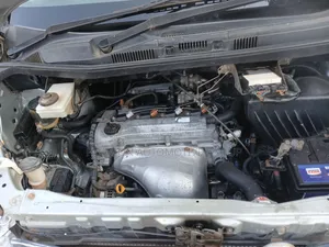 Toyota Noah 2006 Silver