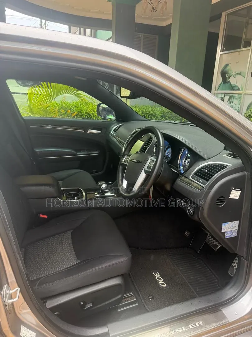 Chrysler 300 2015 Silver
