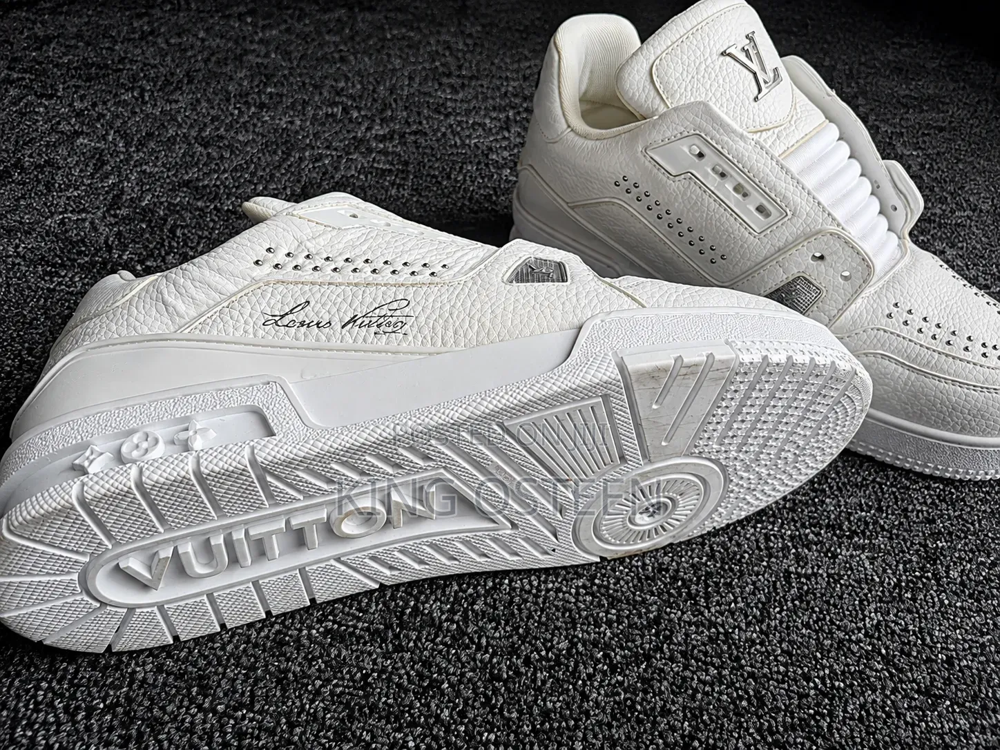 Louis Vuitton LV Trainer Low "White / Silver Studs".