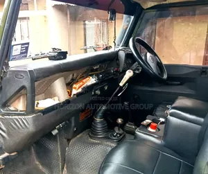 Land Rover Defender Soft Top 4x4 1995 Green