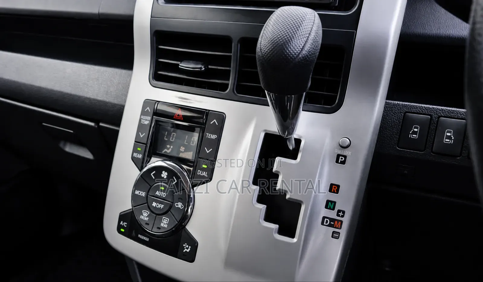 Toyota Noah Car for Hire