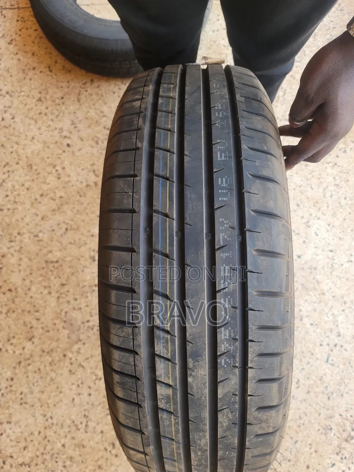 Tyres 225/65r17 for Harrier, Klugger, Highway Terrain Design