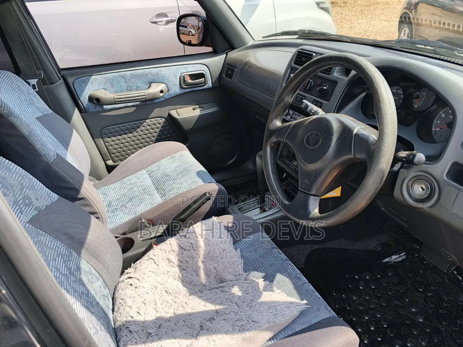 Toyota RAV4 Cabriolet 1998 Blue