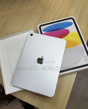 New Apple iPad Air 11 (2026) 256 GB Silver