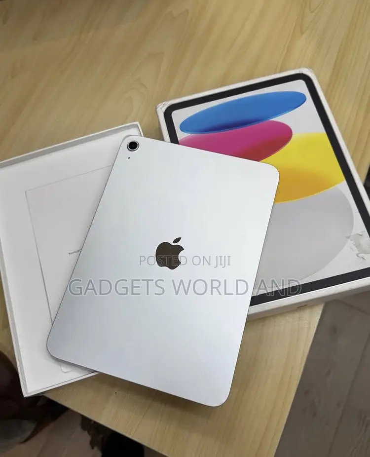 New Apple iPad Air 11 (2026) 256 GB Silver