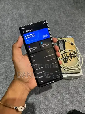 New Tecno Camon 40 Pro 5G 256 GB Gold