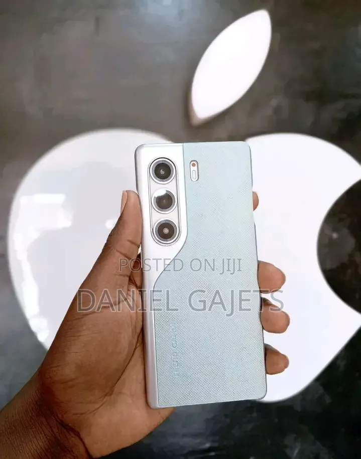 New Tecno Camon 40 Pro 5G 256 GB Gray