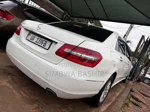 Mercedes-Benz E300 2010 White
