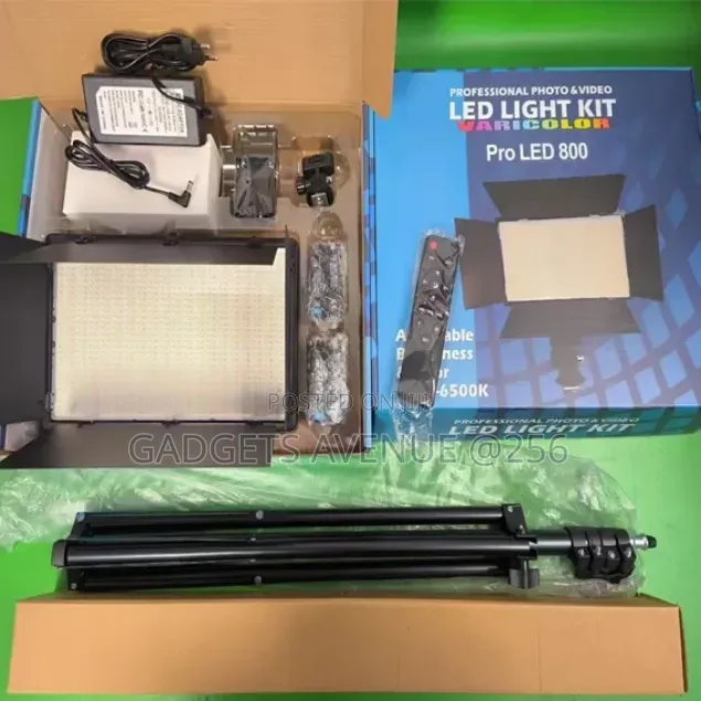 Pro LED 800 Is a Professional Bi-Color Studio Lighting Kit featuriK),