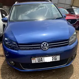 Volkswagen Touran 2016 Blue