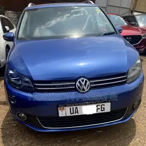 Volkswagen Touran 2016 Blue