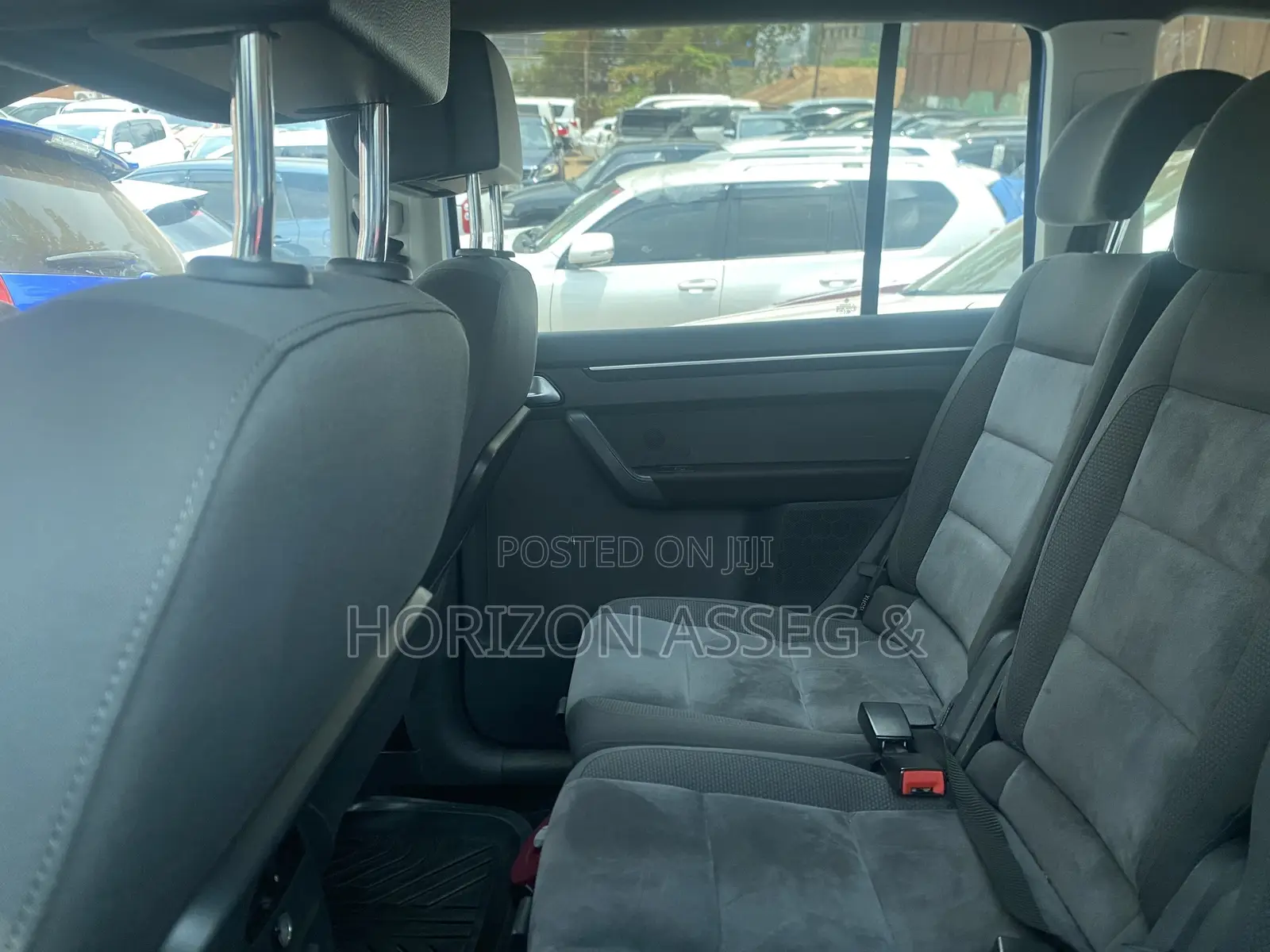 Volkswagen Touran 2016 Blue