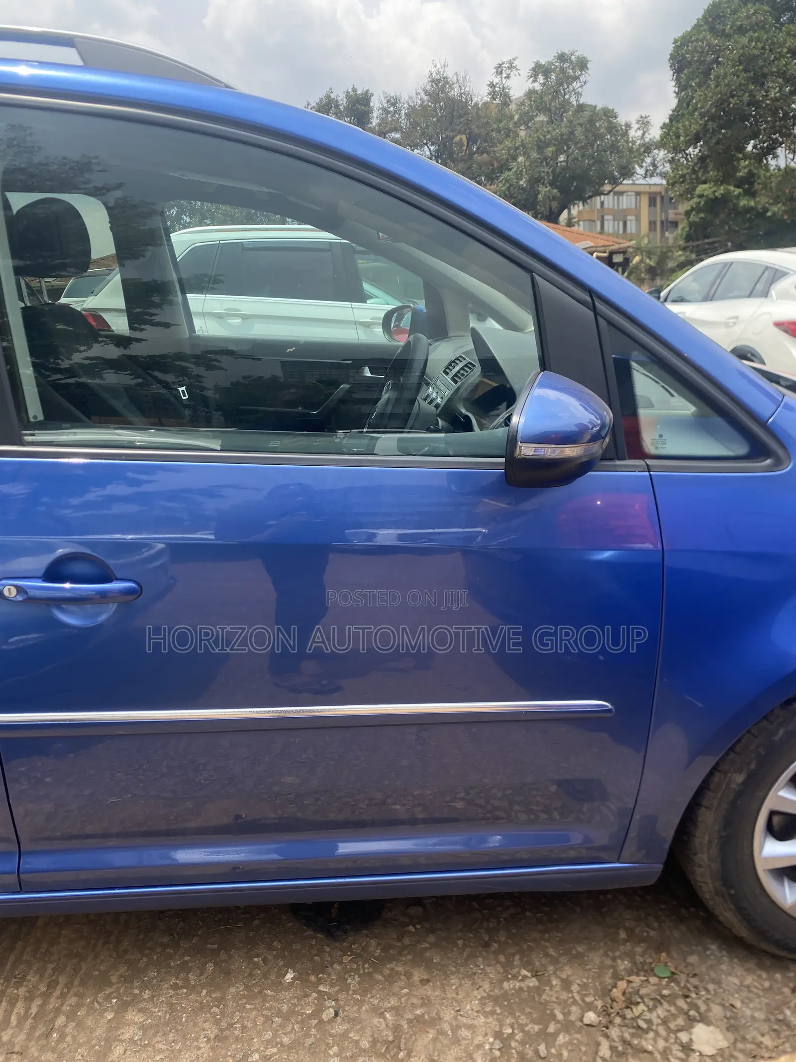 Volkswagen Touran 2016 Blue
