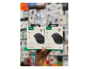 UGREEN Wireless Ergonomic Mouse (Model MU006) Featuring a 2.4GHz USB