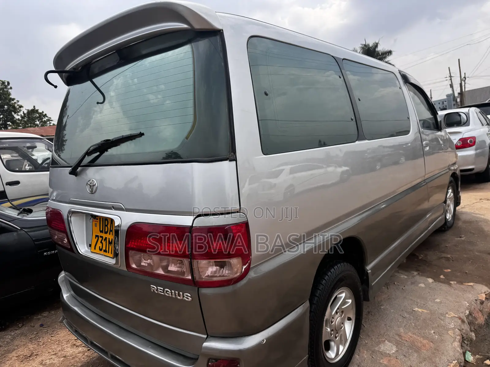 Toyota Regius 1998 Silver