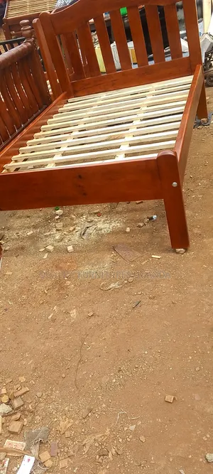 4 by 6 Brown Queen Bed