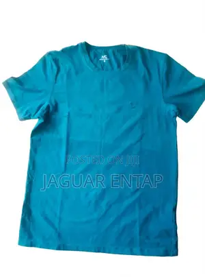Men Blue Cotton T– Shirt Size M