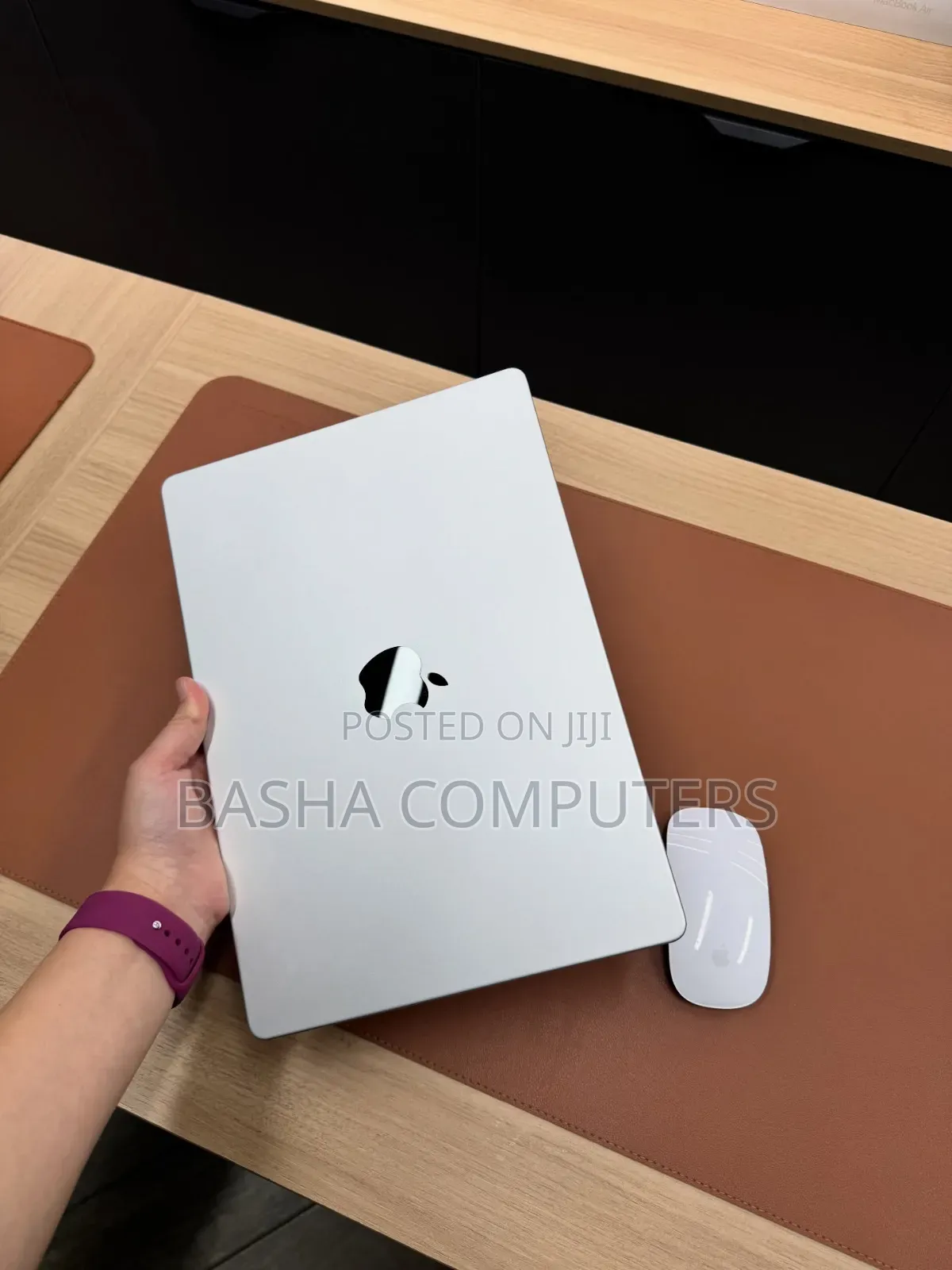 New Laptop Apple MacBook Pro 2020 M1 16GB Apple M1 SSD 512GB
