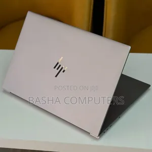 New Laptop HP ZBook Firefly 16 G10 16GB Intel Core i9 SSD 512GB