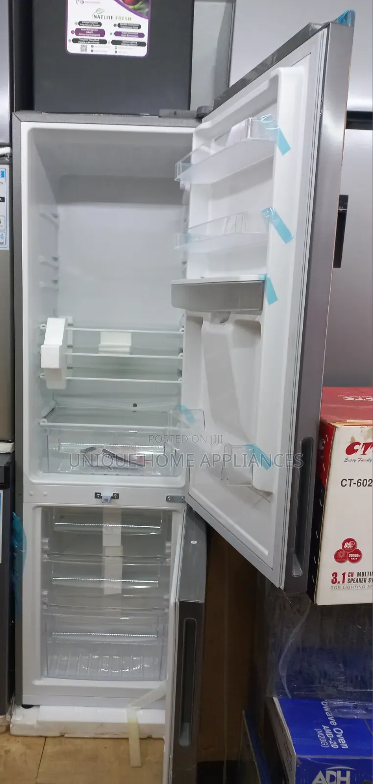 SPJ 379 Refrigerator