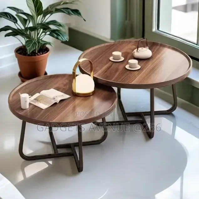 Modern Walnut-Finish Round Nesting Coffee Table Set