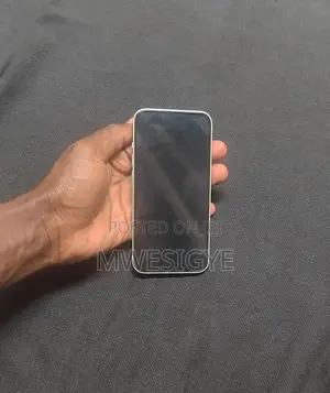 Apple iPhone 13 128 GB White