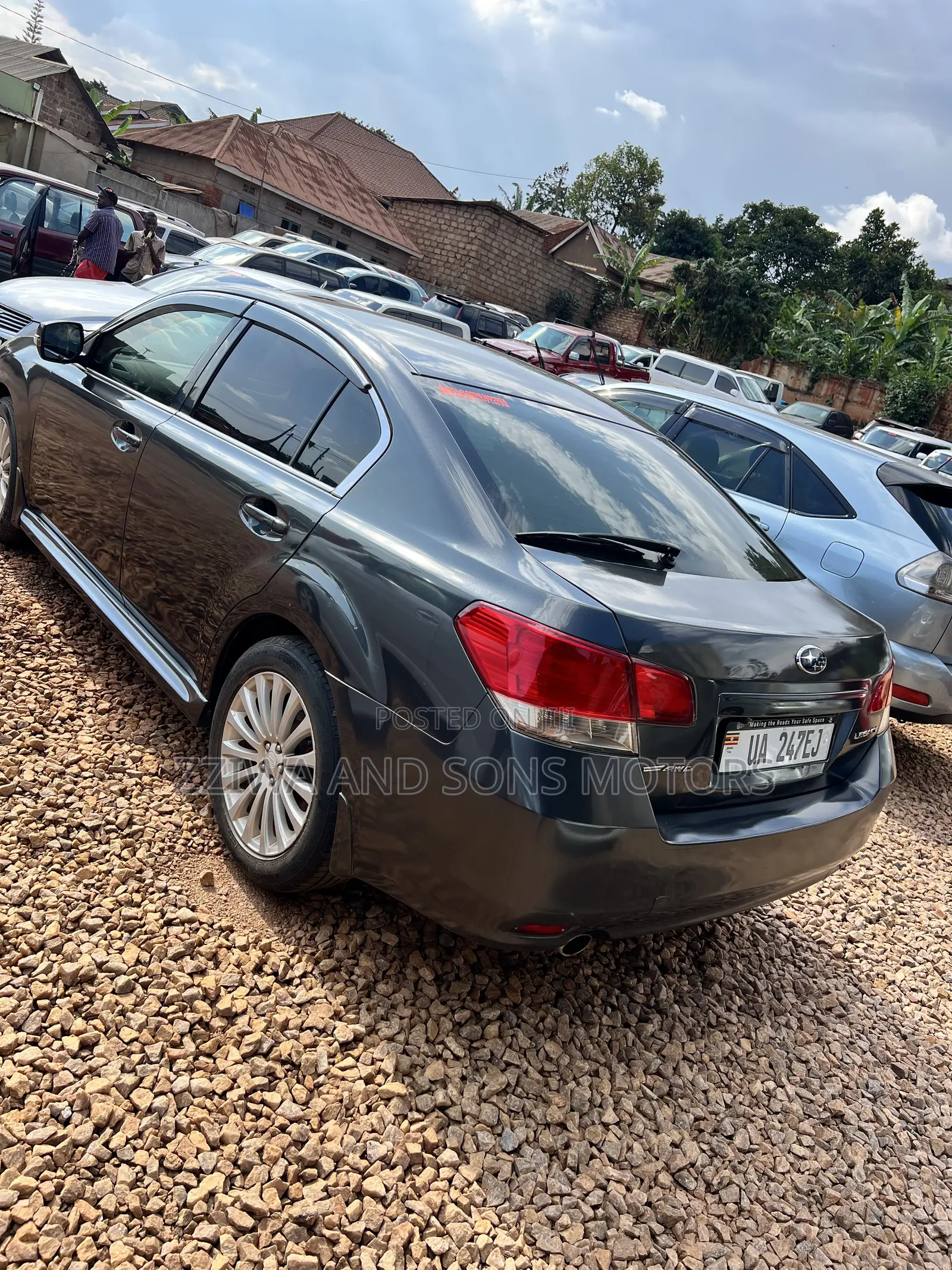 Subaru Legacy 2.5i Limited PZEV 4dr Sedan AWD (2.5L 4cyl CVT) 2014 Gray