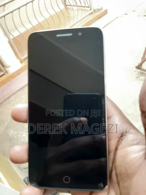 TCL Movetime 4 GB Black
