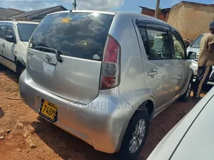 Toyota Passo 2006 Silver