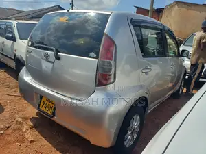Toyota Passo 2006 Silver