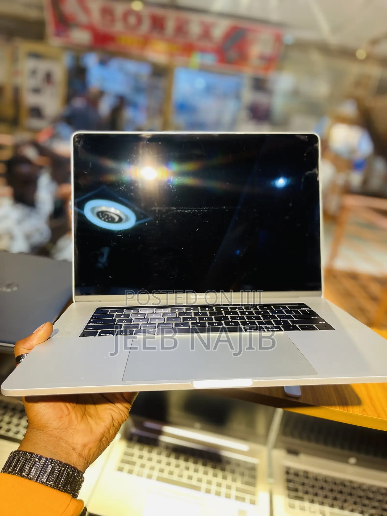 Laptop Apple MacBook Pro 2019 16GB Intel Core i7 SSD 512GB