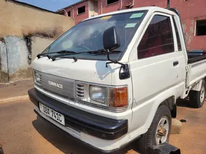 Isuzu Pickup