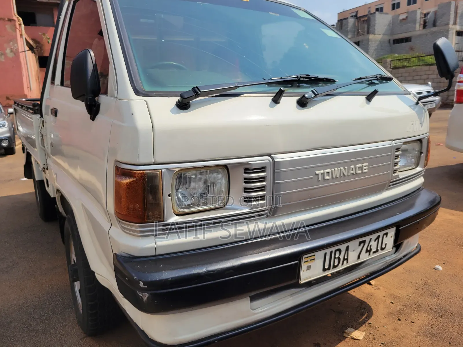 Isuzu Pickup
