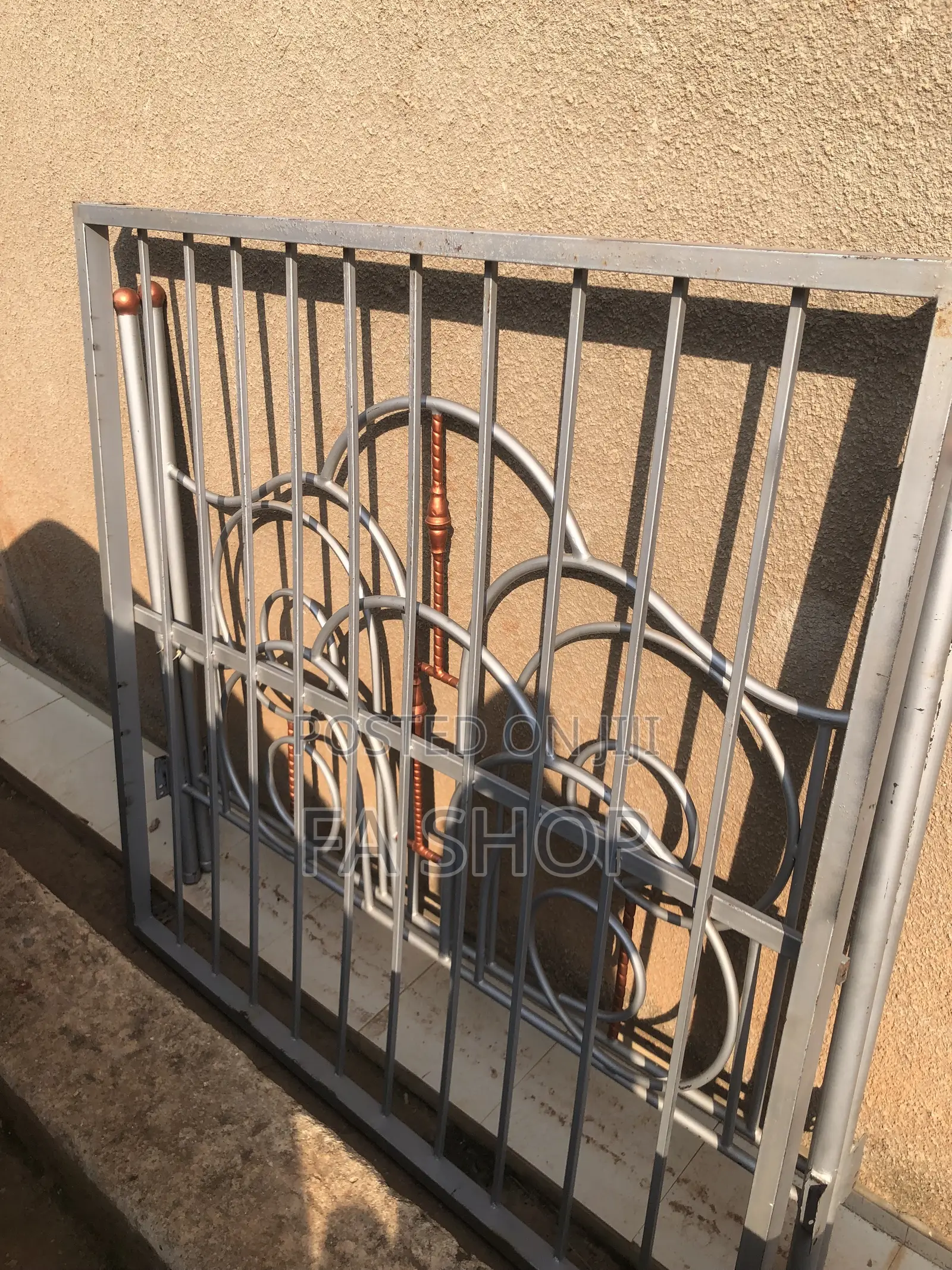6x6 Metallic Bed for Sale